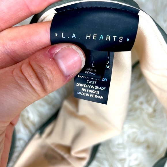 ✨ Army Green L.A. Hearts High-Neck Swimsuit ✨ - Picture 5 of 5